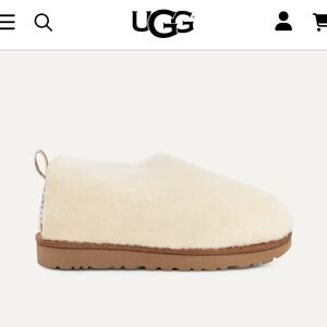 New UGG Classic Cozy Bootie in Color Natural Size 7